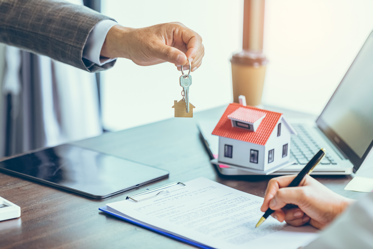 Documentación necesaria para comprar tu primera vivienda en 2025.