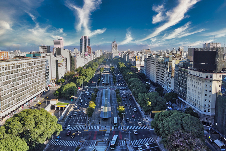 Invertir en propiedades en Argentina en 2025.