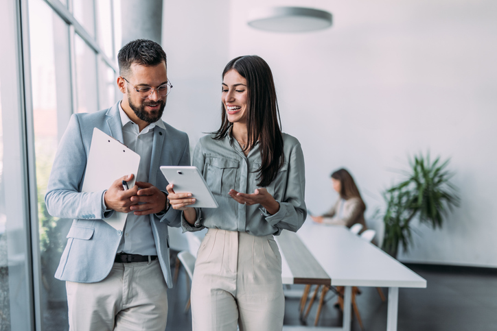 Herramientas digitales que todo agente inmobiliario debe usar en 2025.